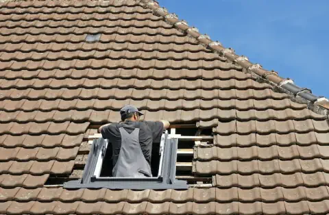 Pose de velux à Macau